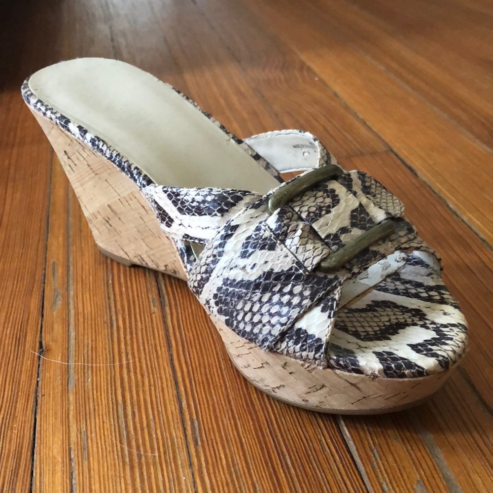 Nine West Size 8 platform sandals